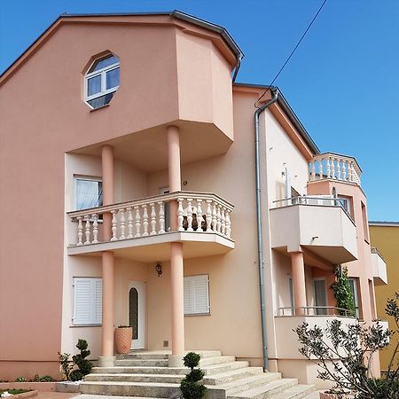 Apartments Suzana Novi Vinodolski Exteriér fotografie
