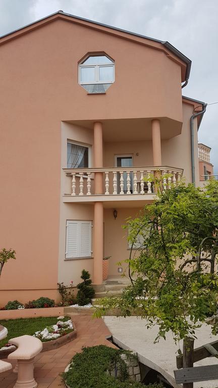 Apartments Suzana Novi Vinodolski Exteriér fotografie